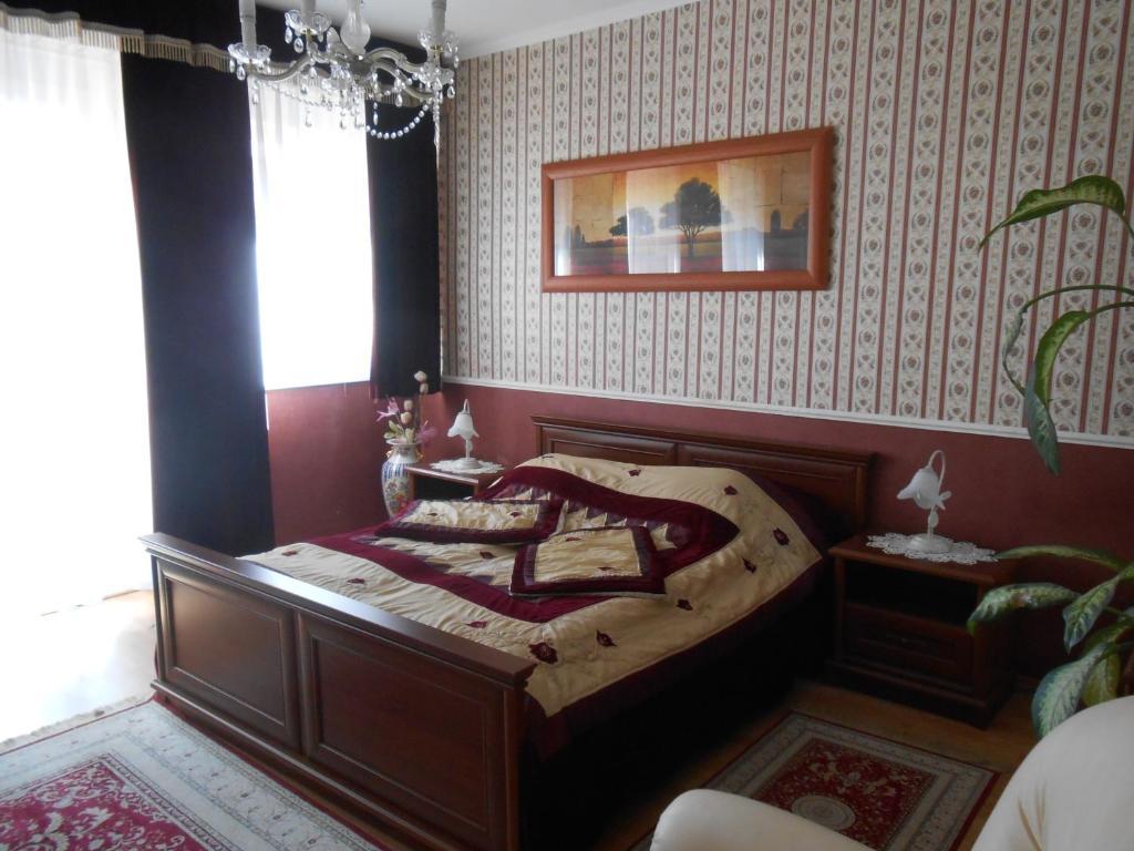 Bed and Breakfast Kálmán Panzió Szeged Camera foto