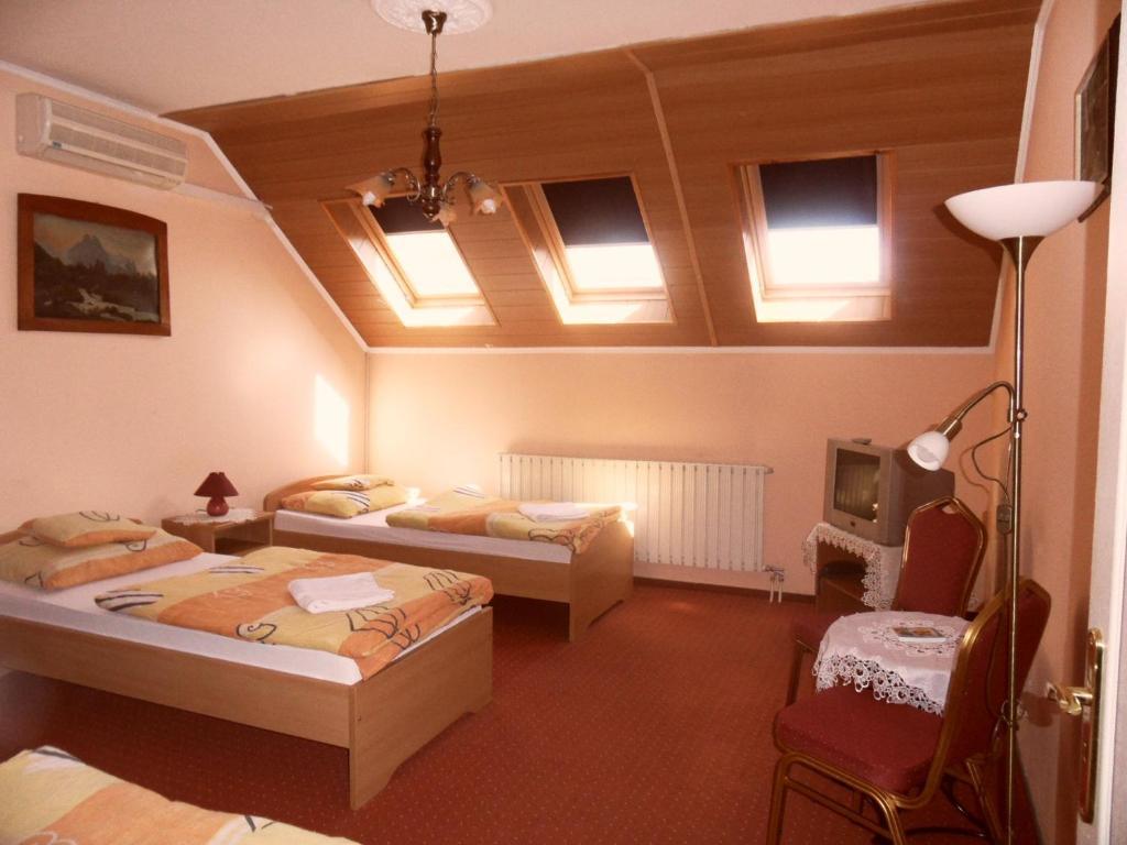 Bed and Breakfast Kálmán Panzió Szeged Camera foto